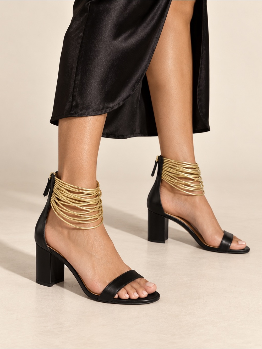 Aquazzura Spin Me Around Black Gold Leather Sandals 8 $580 Retail